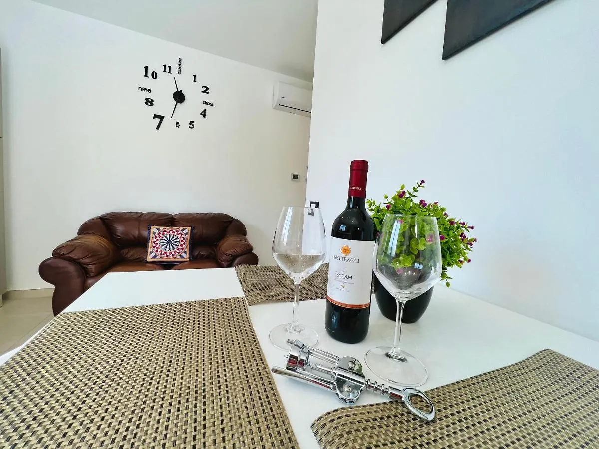 Holiday home Meravigghia Terrasini