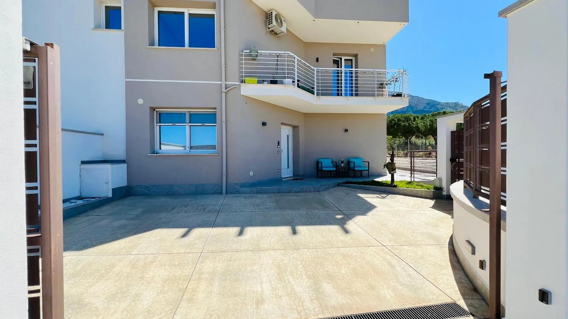 Meravigghia Terrasini Holiday home